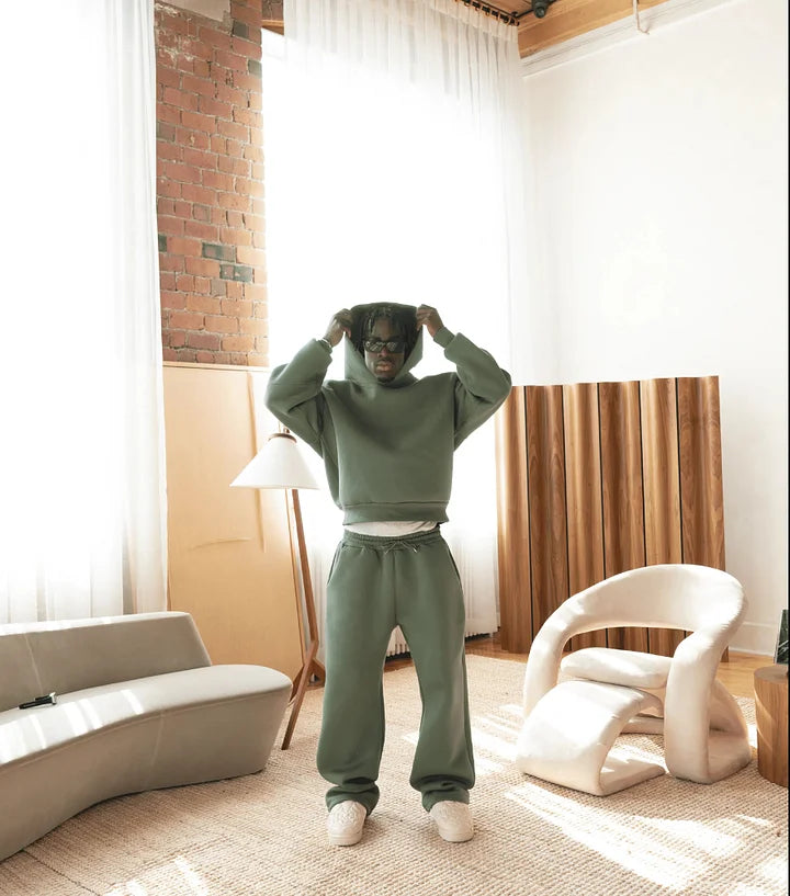 MONOCHROME BAGGY TRACKSUIT